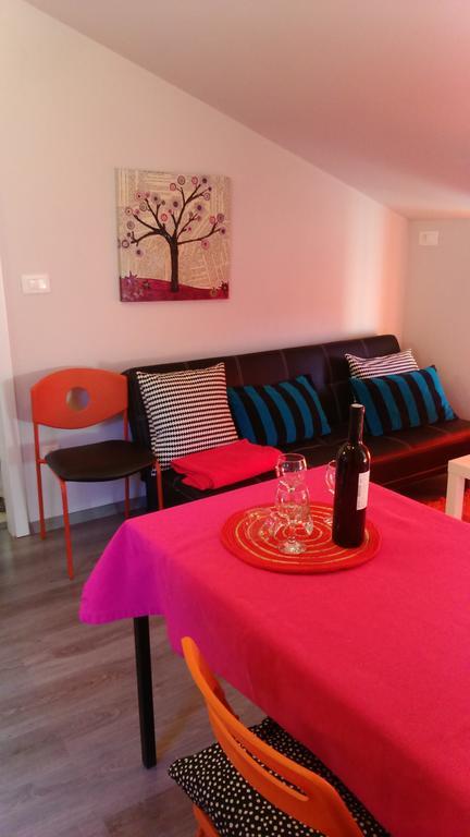 Orange Cube Apartment Rijeka Zimmer foto